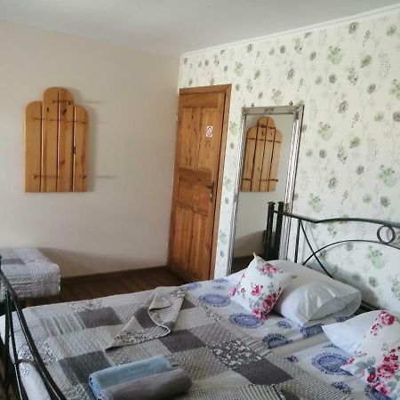 Hotel Babie Lato à Leśna Extérieur photo